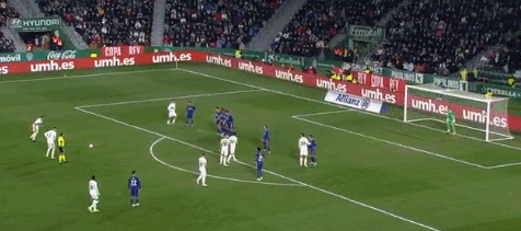 ATP总决赛四强出3席！阿卡年终第一+小组头名，穆塞蒂终结16连败